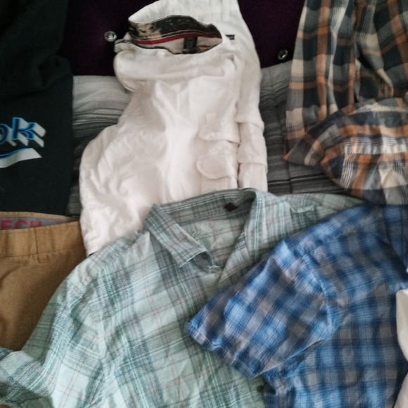 Men's clothing - Picture 2 of 4